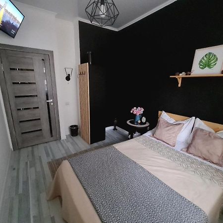 Halal-Apartamenty Рядом Трц Megaalma-Ata Eksteriør bilde